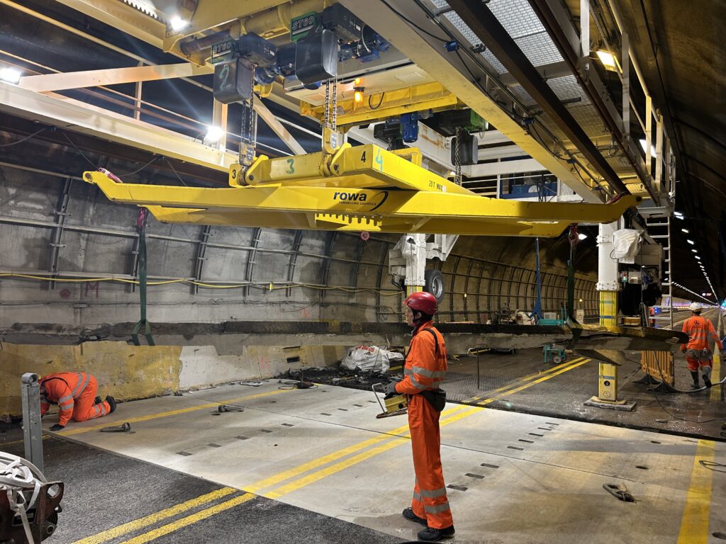 Travaux dalle du Tunnel du Mont Blanc ©ATMB